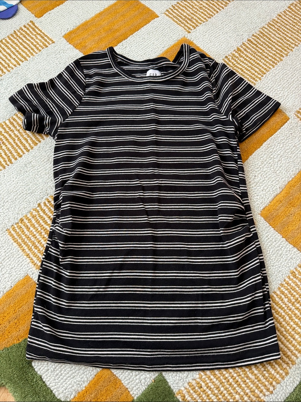 Gap maternity black and white stripe tshirt size large